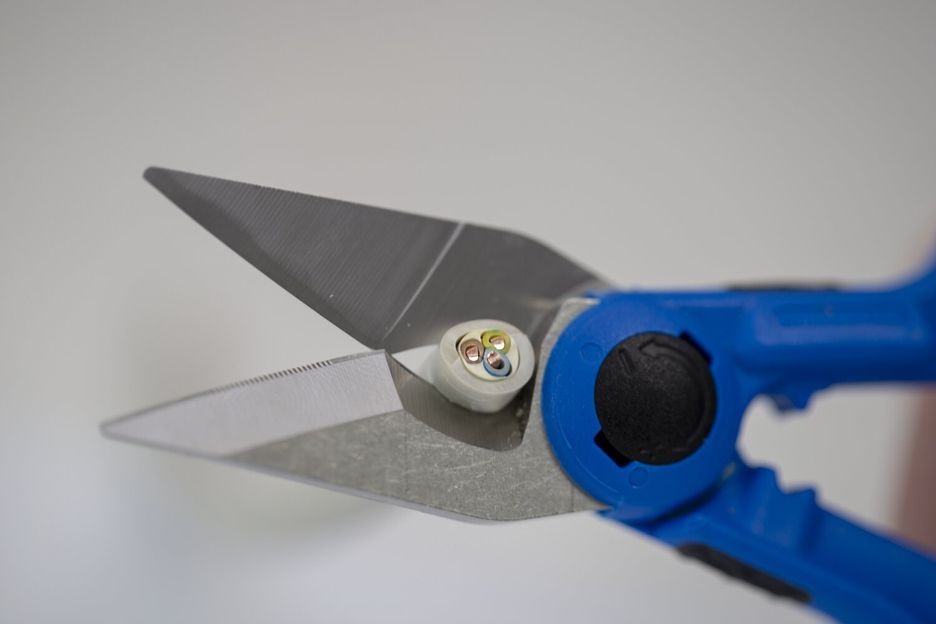 cable-scissors-no-35